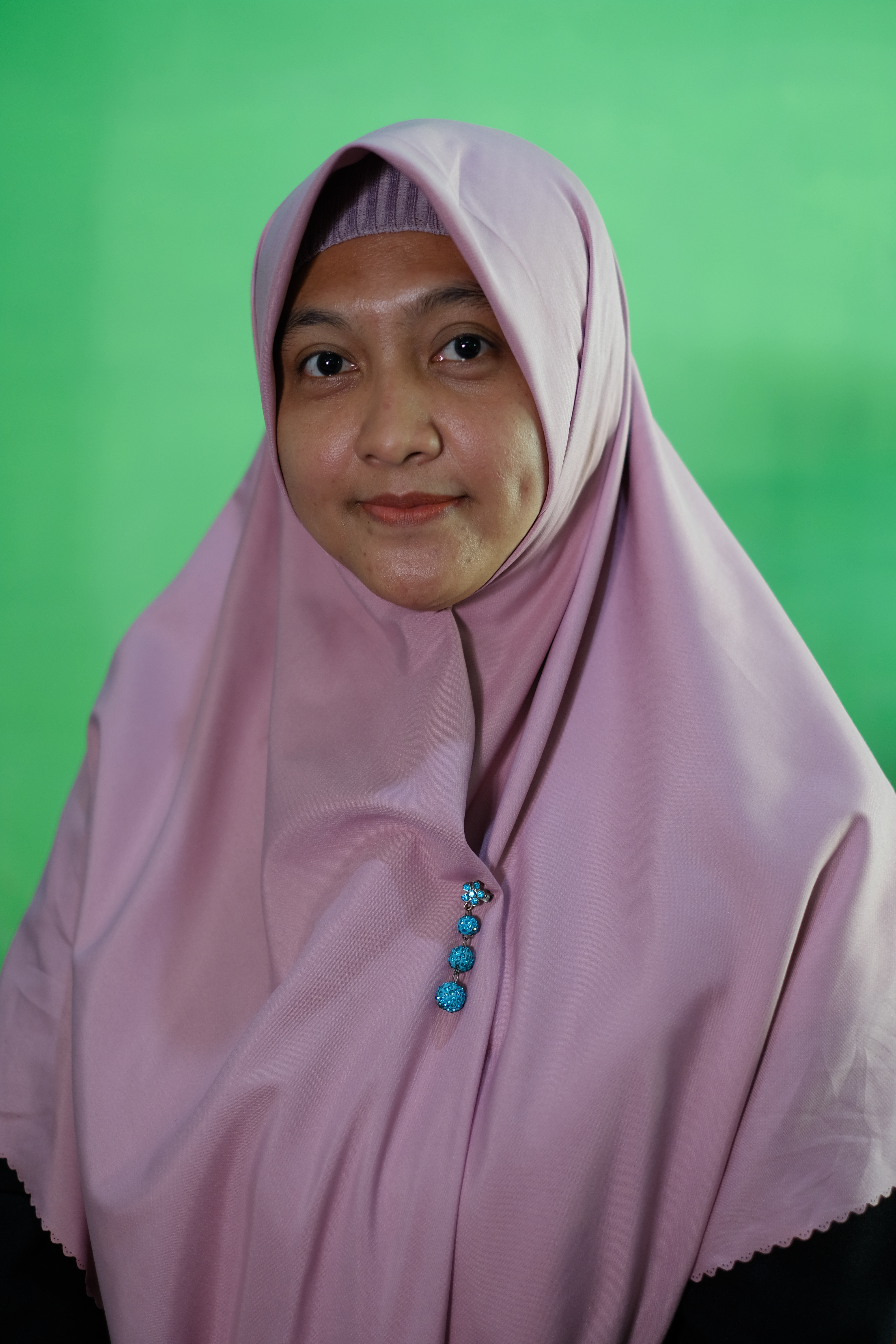 <center><br>Lies Andriana, S.Pd.I</center>